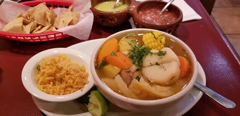 Caldo De Pollo
